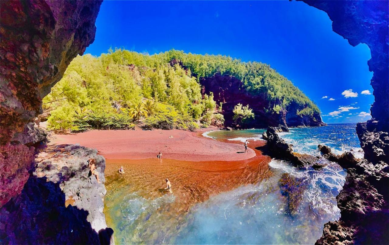 Explore Maui'S Diverse Campgrounds And Uncover The Island'S Beauty From Fresh Perspectives Every Day As You Journey With Aloha Glamp'S Great Jeep Equipped With A Rooftop Tent Paia Esterno foto